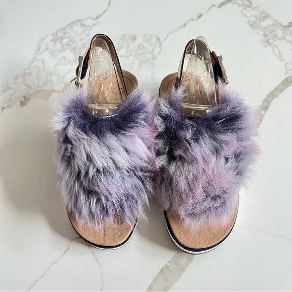 UGG Holly Sheepskin Sandal - Picture 5 of 12